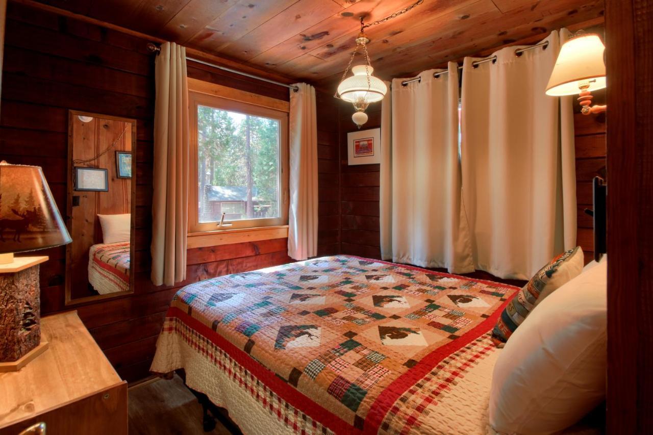 16 Chipmunks Holiday Wawona Extérieur photo